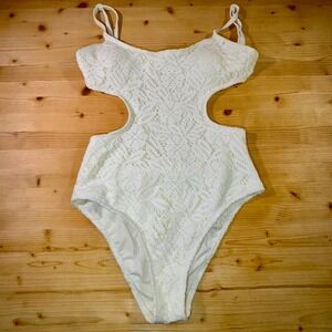 NWT! Aerie White crochet Lace One-Piece Swimsuit size medium